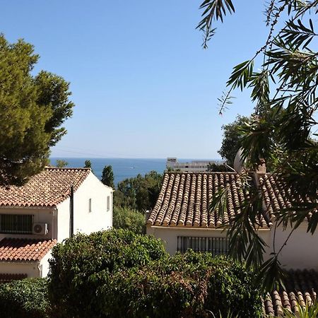 Quaint 2 Bedroom Townhouse With Pool Close To Sea! Benalmádena Extérieur photo