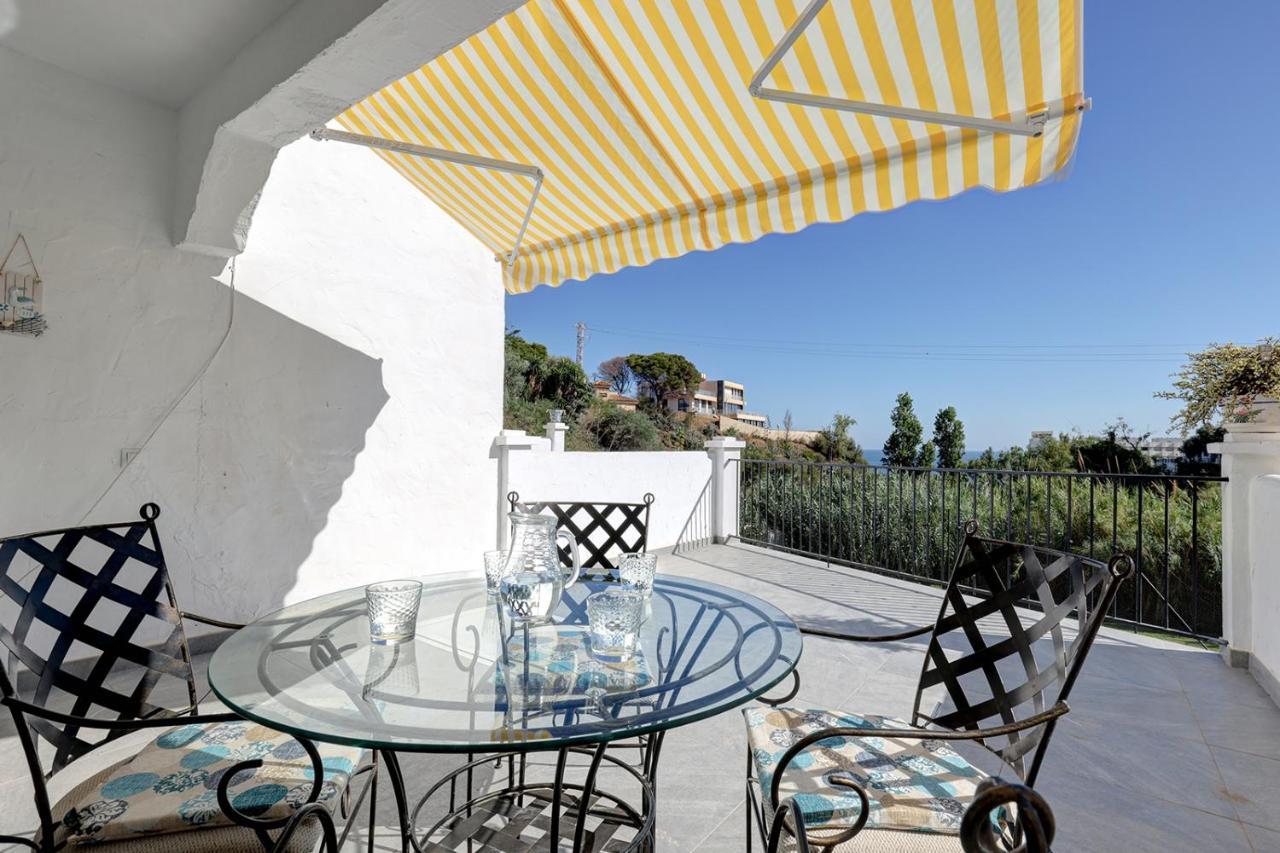 Quaint 2 Bedroom Townhouse With Pool Close To Sea! Benalmádena Extérieur photo