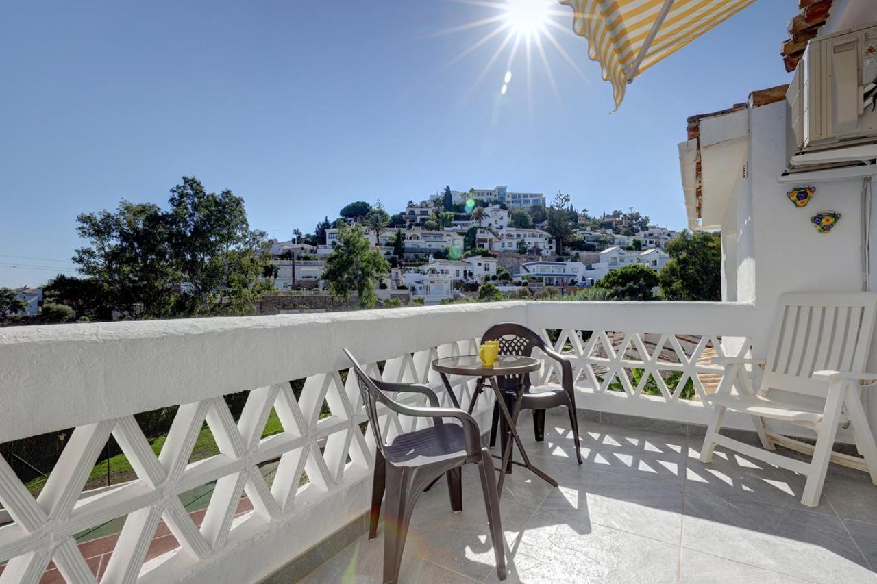 Quaint 2 Bedroom Townhouse With Pool Close To Sea! Benalmádena Extérieur photo